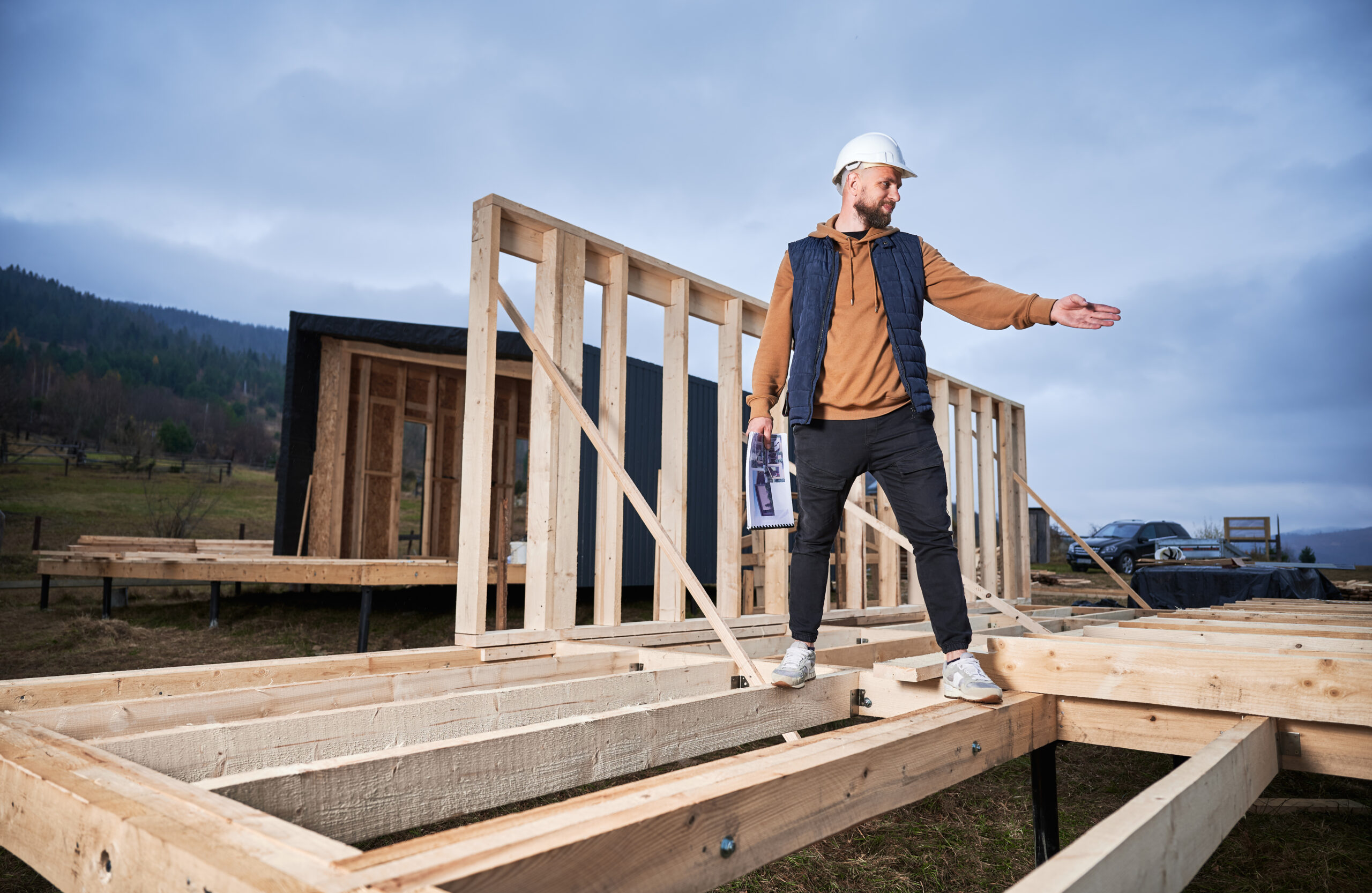 FN Fertighausproduktion – Team / Baustelle